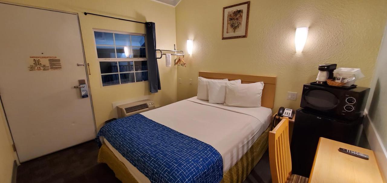 Travelodge By Wyndham Fairfield/Napa Valley Екстериор снимка